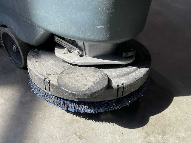 Nilfisk sc500- 53b ecoflex achterloop schrobzuigmachine - afbeelding 5 van  9