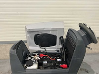 Nilfisk sc500 zelfrijdende schrobmachine accu’s 2025 - afbeelding 2 van  13