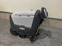 Nilfisk sc500 zelfrijdende schrobmachine accu’s 2025 - afbeelding 10 van  13