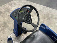 Nilfisk scrubtec r 586s schrob veegmachine - afbeelding 4 van  5