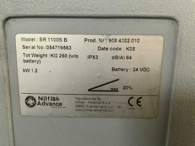 Nilfisk sr 1100s b zelfrijdende veegmachine - afbeelding 1 van  10