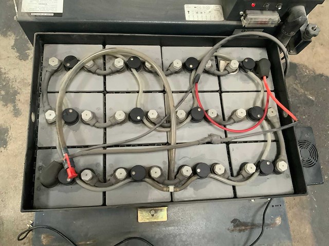 Nilfisk sr 1100s b zelfrijdende veegmachine - afbeelding 6 van  10