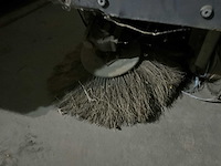 Nilfisk sr1100 zelfrijdende veegmachine - afbeelding 3 van  18