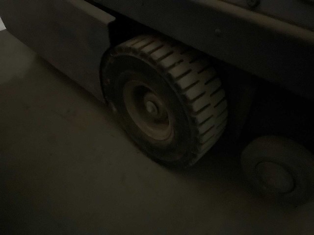 Nilfisk sr1100 zelfrijdende veegmachine - afbeelding 8 van  18