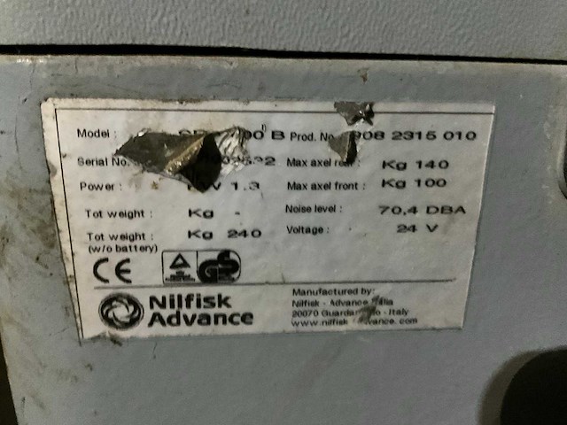 Nilfisk sr1100 zelfrijdende veegmachine - afbeelding 10 van  18