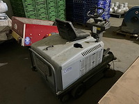 Nilfisk sr1100 zelfrijdende veegmachine - afbeelding 12 van  18