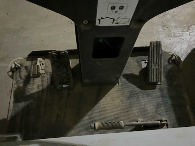 Nilfisk sr1100 zelfrijdende veegmachine - afbeelding 18 van  18