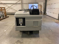 Nilfisk sr1601 zelfrijdende veegmachine - afbeelding 8 van  13