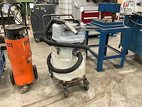Nilfisk uz 878 industriële stofzuiger - afbeelding 1 van  6