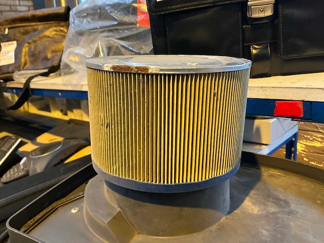 Nilfisk uz 934 stofzuiger - afbeelding 3 van  5