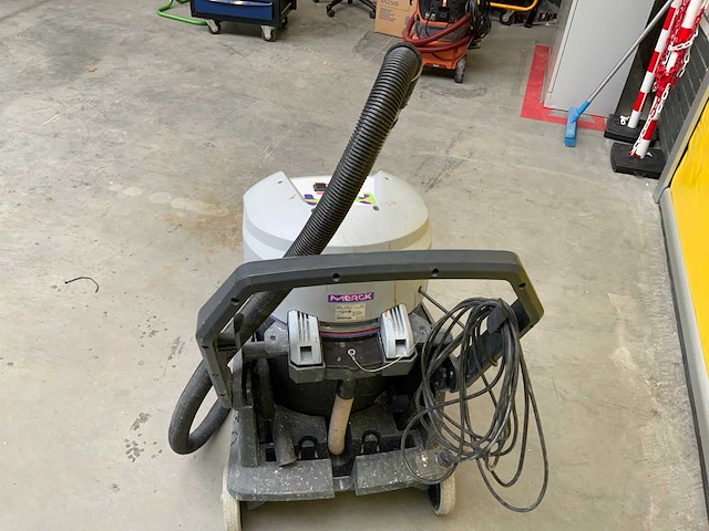 Nilfisk vl500 55.2 edf eu industriële waterzuiger - afbeelding 7 van  7