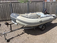 Nimarine rubberboot met 5pk mercury buitenboordmotor - afbeelding 1 van  8
