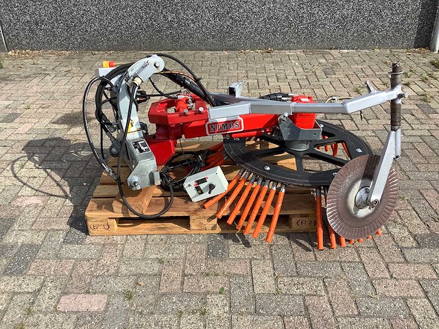 Nimos - 2009 - eco-110 - onkruidborstel - afbeelding 2 van  12