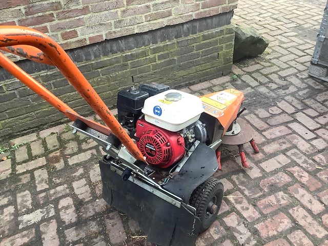 Nimos mug onkruidborstel - afbeelding 1 van  3