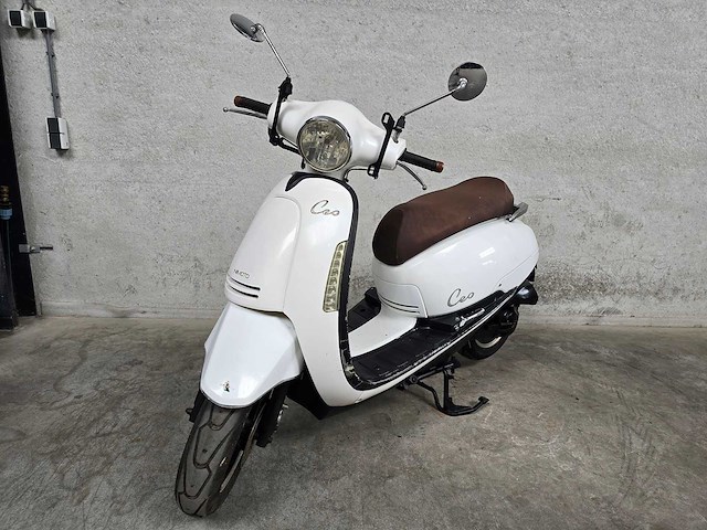Nimoto - bromscooter - ceo - 4t 45km uitvoering f449vd - afbeelding 3 van  7