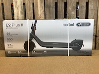 Ninebot - e2 plus e ii - elektrische step - afbeelding 1 van  3