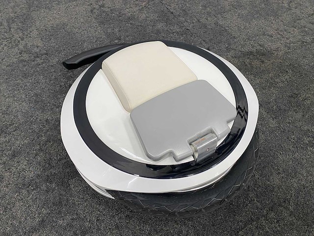 Ninebot one e+ - unicycle - afbeelding 18 van  22
