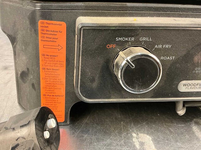 Ninja elektrisch woodfire barbecue - afbeelding 2 van  4