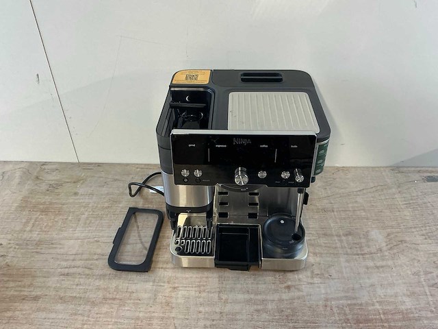 Ninja luxe café essential series 2in1 koffie- & espressomachines - afbeelding 5 van  9