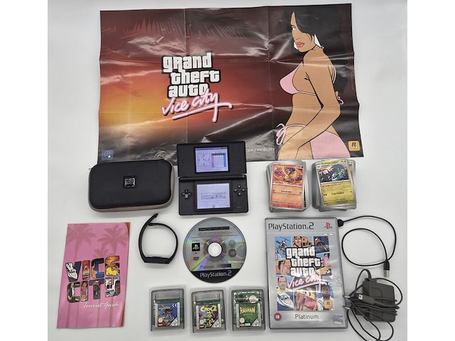 Nintendo ds lite, pokémon kaarten, xiaomi smart band 7, gameboy games, gta vice city platinum ps2 - afbeelding 1 van  31