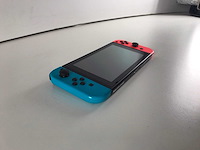 Nintendo (hac-001(-01)) switch with blue/red joycon game console - afbeelding 5 van  10
