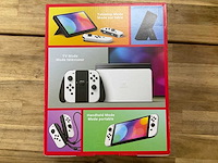 Nintendo switch model oled - afbeelding 3 van  4