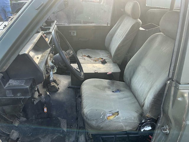 Nissan - 1984 - patrol - ml-6 - personenauto - afbeelding 14 van  28