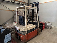 Nissan - 1998 - n01l15u - vorkheftruck - afbeelding 11 van  15