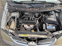 Nissan - 2001 - almera tino - 1.8 ambience - personenauto - afbeelding 3 van  7