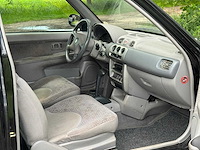 Nissan - 2002 - micra - 1.4 luxury cvt - 23-hz-sz - afbeelding 7 van  16
