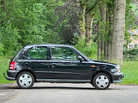 Nissan - 2002 - micra - 1.4 luxury cvt - 23-hz-sz - afbeelding 12 van  16