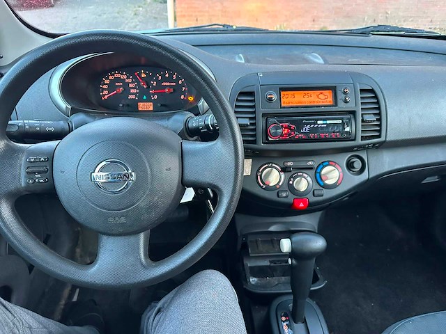 Nissan - 2004 - micra - 1.2 visia - personenauto - afbeelding 4 van  17