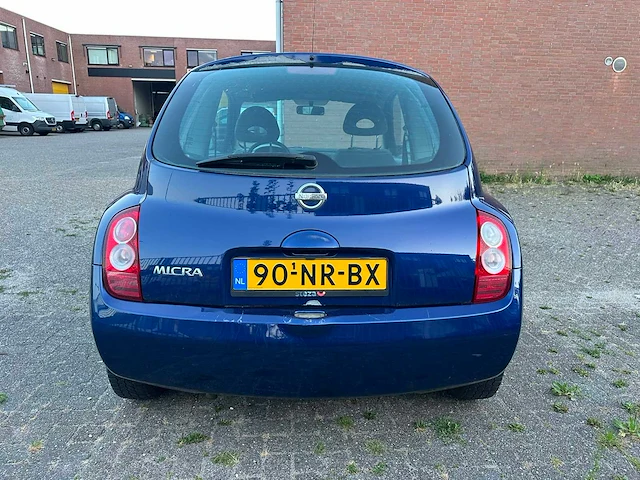 Nissan - 2004 - micra - 1.2 visia - personenauto - afbeelding 12 van  17