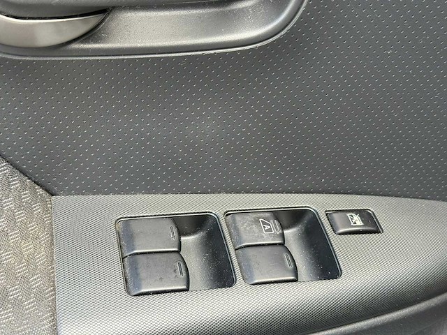 Nissan - 2006 - note - 1.4 first note - personenauto - afbeelding 14 van  28