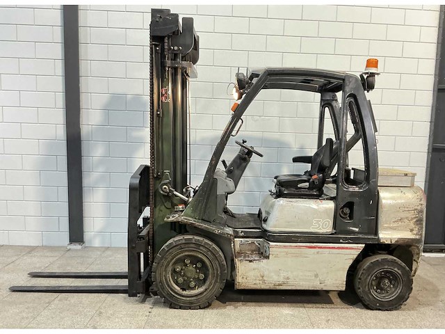 Nissan - 2008 - g1d2a30q - vorkheftruck - afbeelding 1 van  18