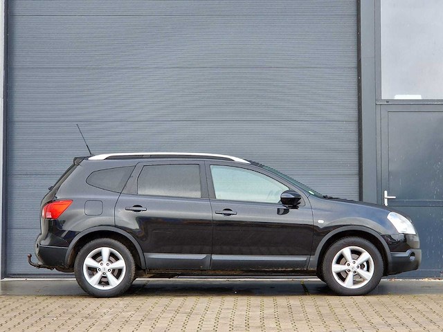 Nissan - 2009 - qashqai +2 - 1.6 visia - 7persoons - 47-jdv-5 - afbeelding 18 van  23