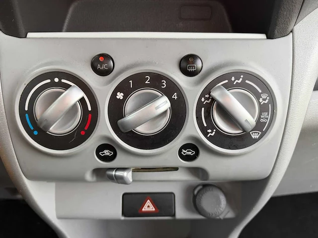 Nissan - 2010 - pixo - 1.0 connect edition - 00-nkh-2 - personenauto - afbeelding 3 van  11