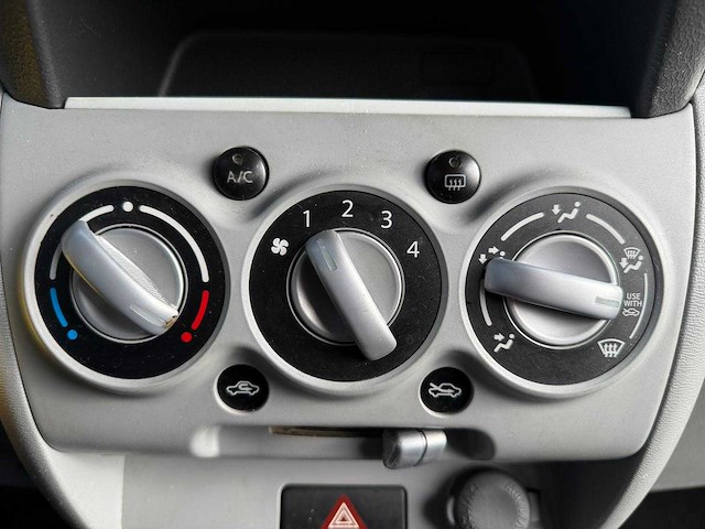 Nissan - 2010 - pixo - 1.0 look - 00-nkh-2 - afbeelding 4 van  12