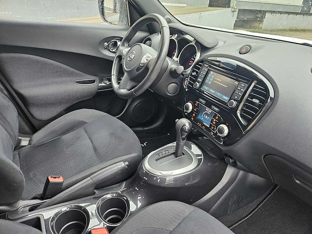 Nissan - 2015 - juke - 1.6 connect edition - hf-853-r - afbeelding 4 van  6