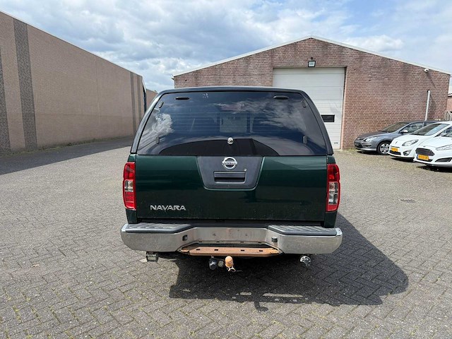 Nissan - 2015 - navara - dc 2.5 dci 4x4 - duits - afbeelding 8 van  12