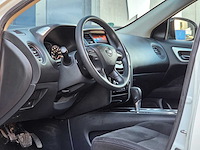Nissan - 2016 - pathfinder - personenauto - afbeelding 2 van  27