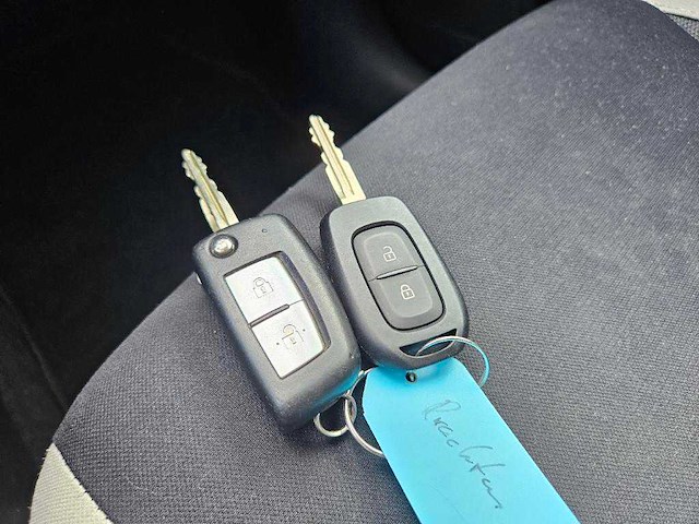 Nissan - 2017 - micra - 0.9 ig-t n-connecta - personenauto - afbeelding 15 van  22