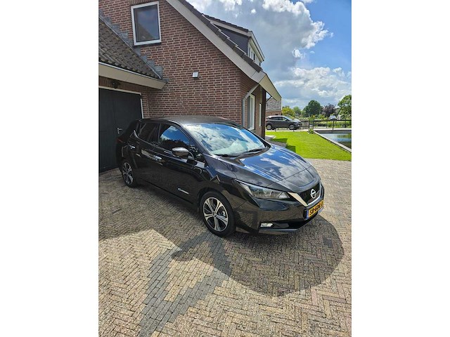 Nissan - 2018 - leaf - 2.zero edition 40kwh - sb-606-j - afbeelding 12 van  18