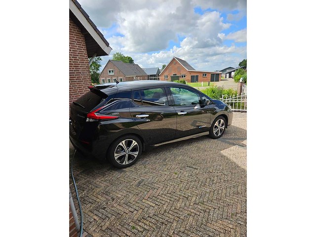 Nissan - 2018 - leaf - 2.zero edition 40kwh - sb-606-j - afbeelding 15 van  18