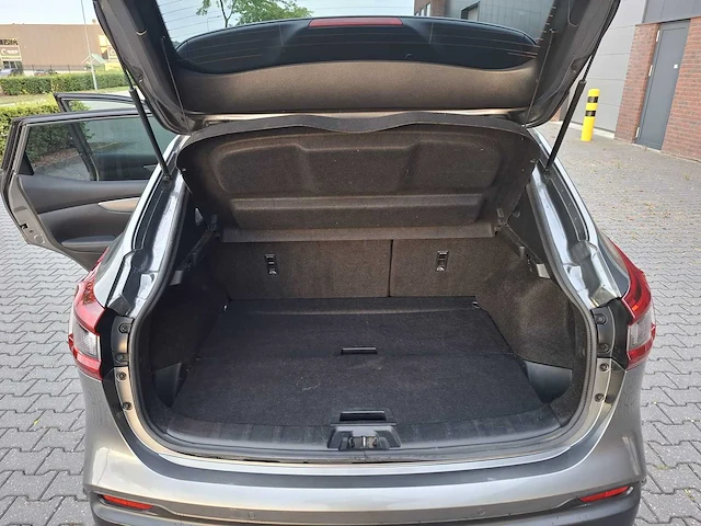 Nissan - 2018 - qashqai - 1.2 tekna - personenauto - afbeelding 14 van  24