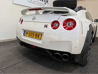 Nissan - gt-r - 3.8 v6 - personenauto - 2010 - afbeelding 2 van  34