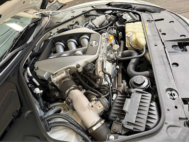 Nissan - gt-r - 3.8 v6 - personenauto - 2010 - afbeelding 18 van  34