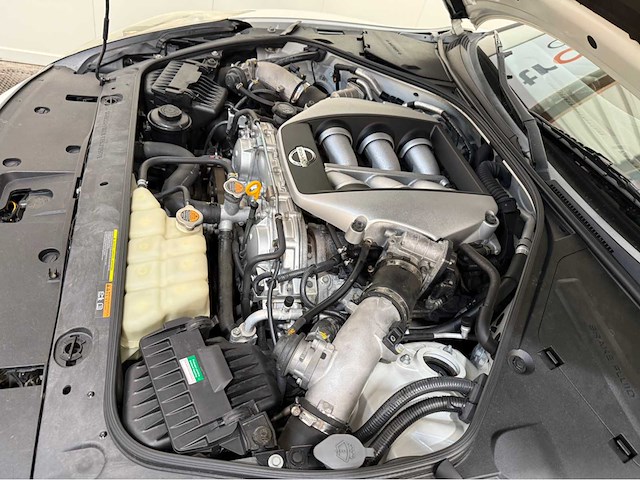Nissan - gt-r - 3.8 v6 - personenauto - 2010 - afbeelding 19 van  34