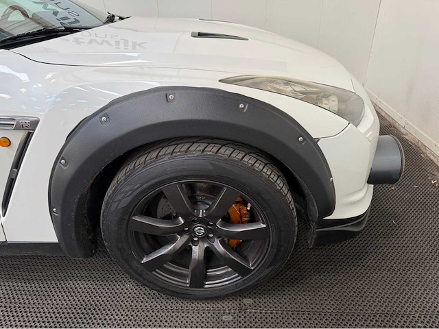 Nissan - gt-r - 3.8 v6 - personenauto - 2010 - afbeelding 24 van  34