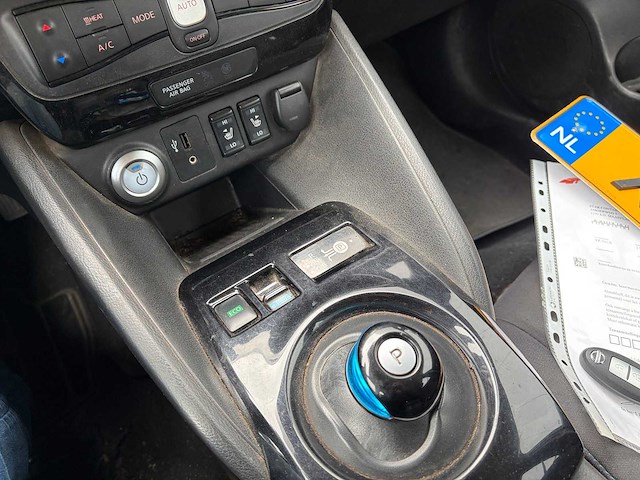 Nissan - leaf - n-connecta 40 kwh - personenauto - afbeelding 10 van  21